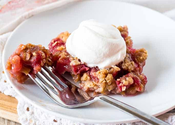 Rhubarb Crunch