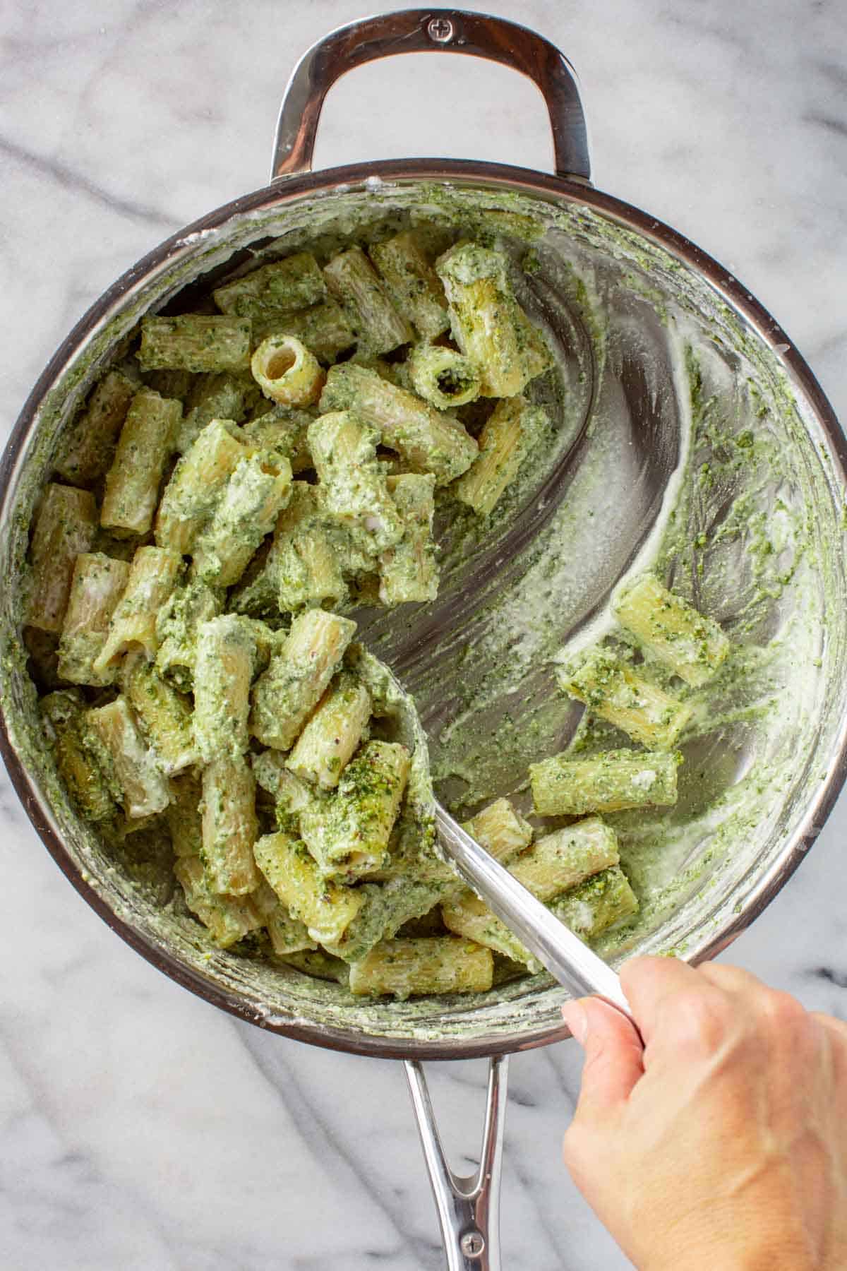 Easy Ricotta Pesto Pasta