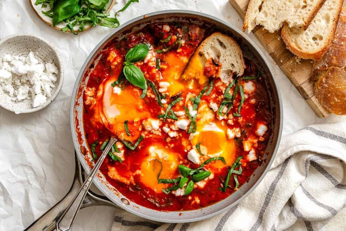 Eggs in Purgatory (Eggs and Tomato Sauce)