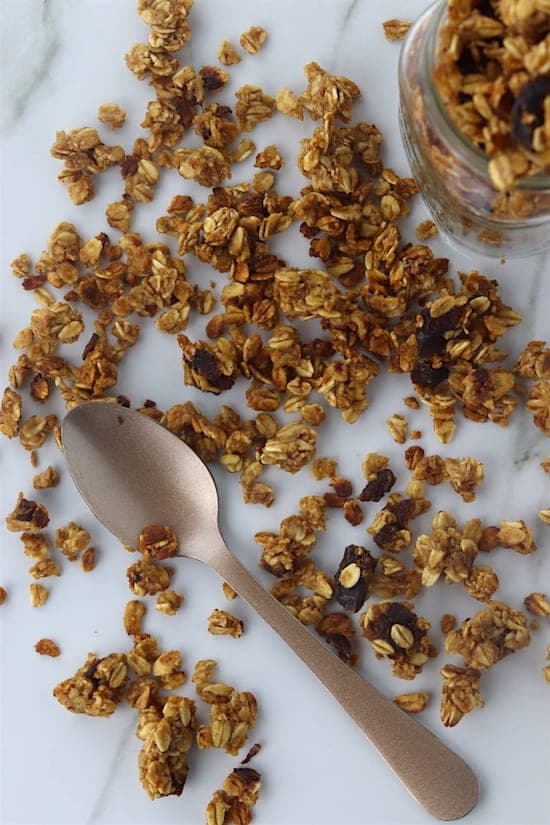 Cinnamon Date Granola