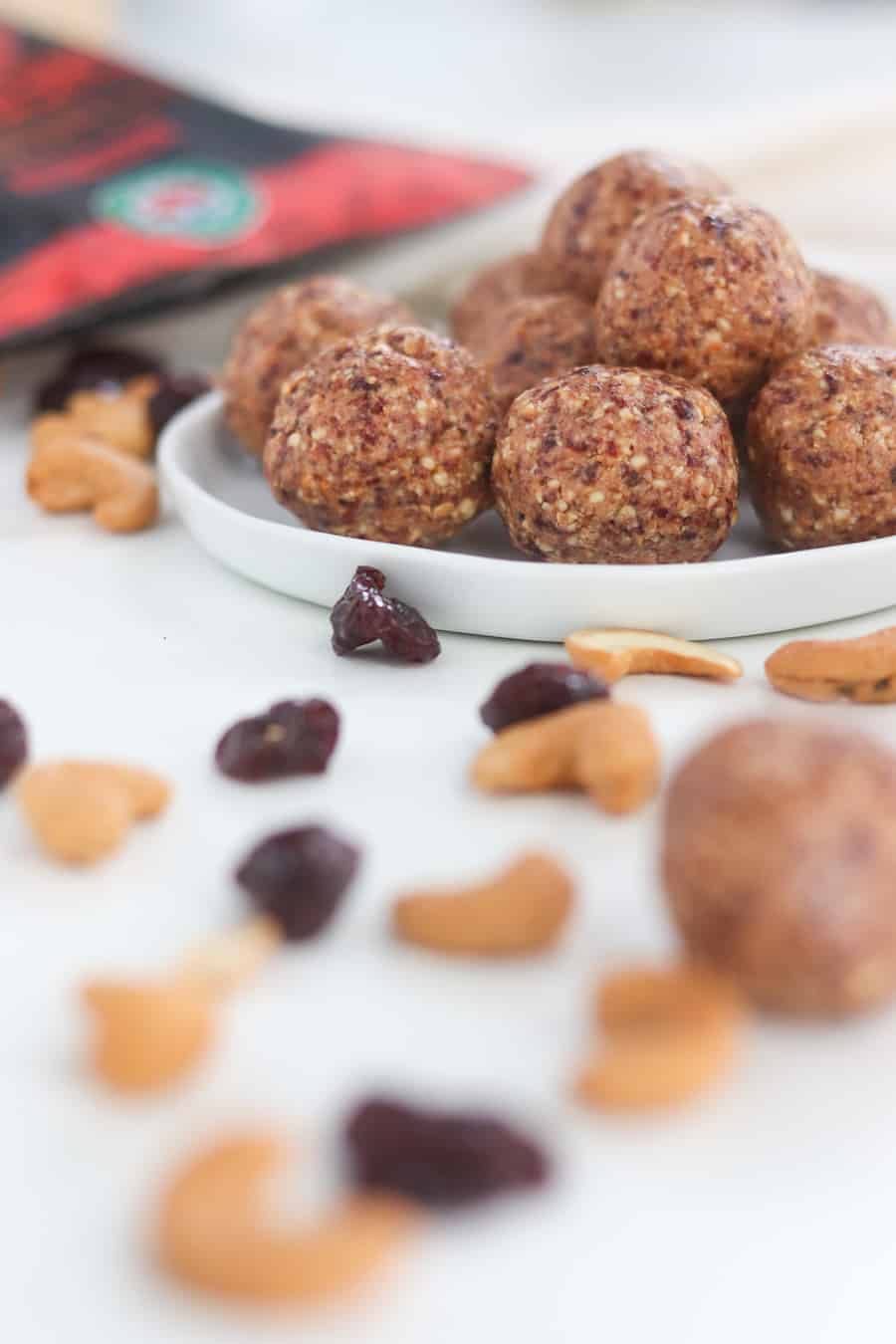 2 Ingredient Cherry Cashew Bites