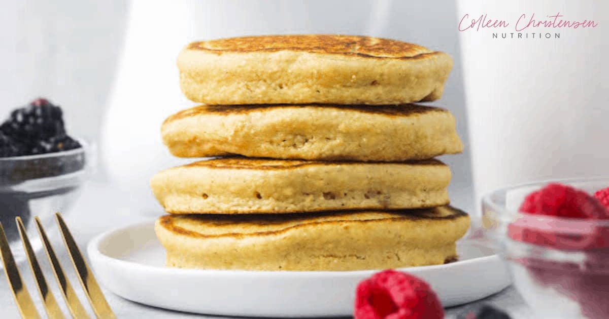 Easy Oat Flour Pancakes