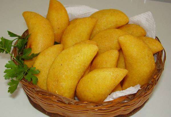 Pastel de Fubá Diferente