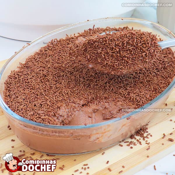 Sobremesa de Chocolate Gelada