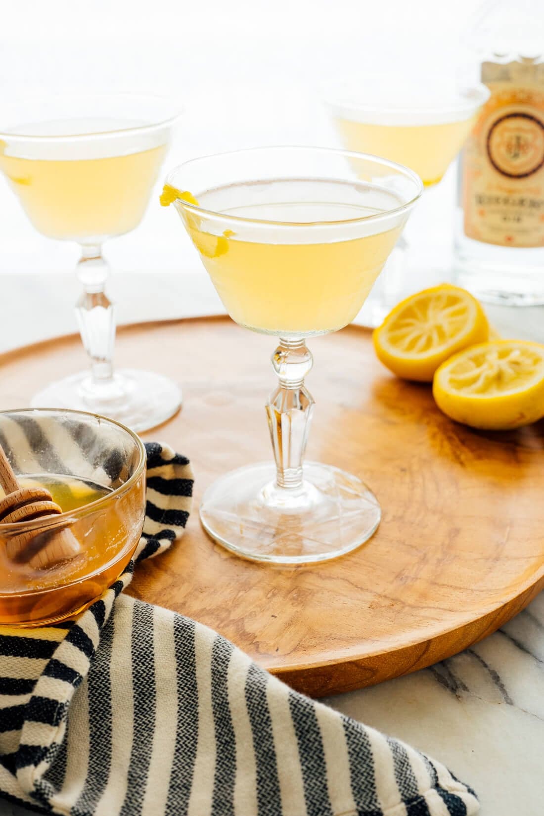 Bee's Knees Cocktail
