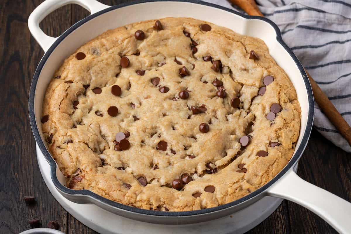Skillet Chocolate Chip Cookie