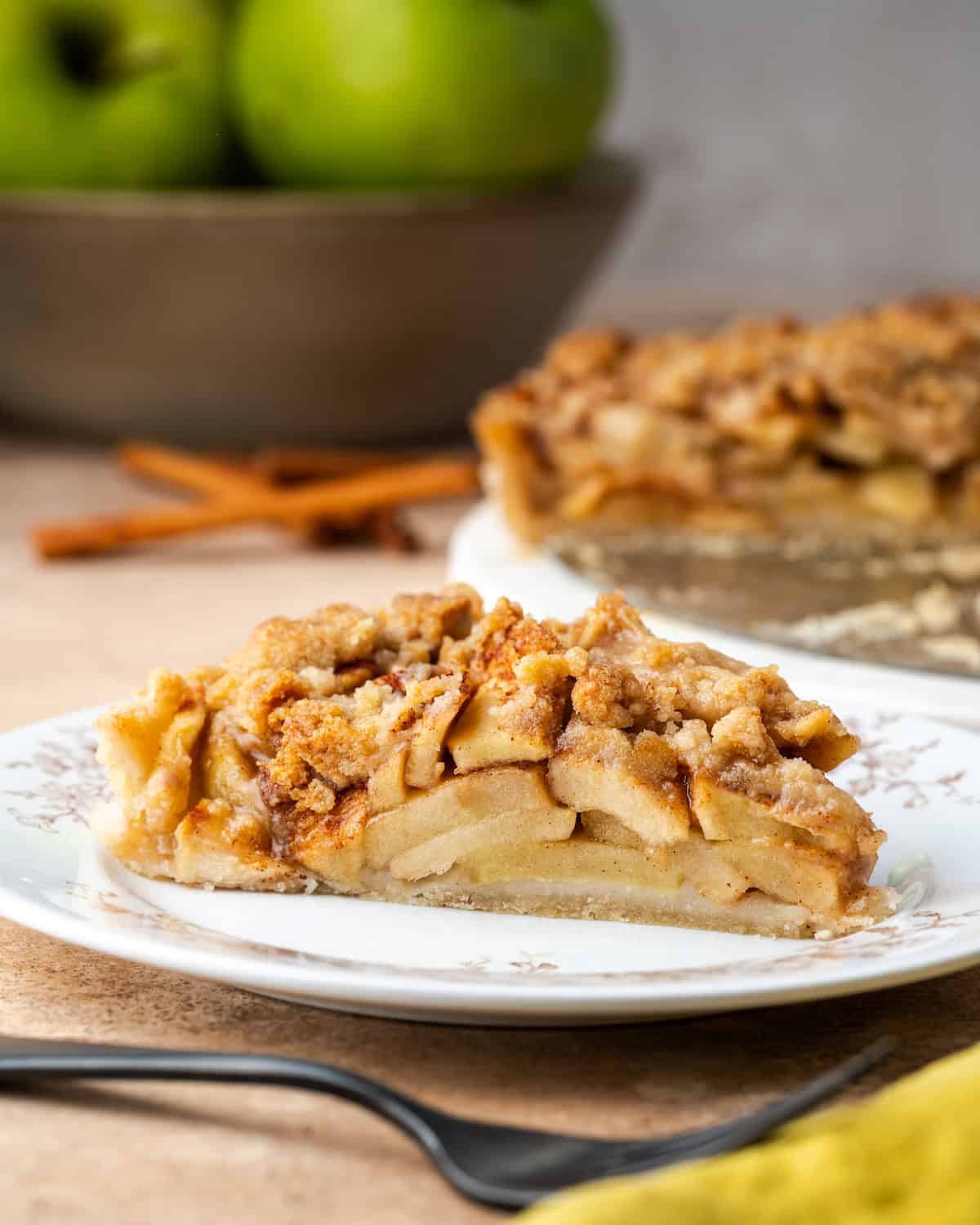 Apple Crumble Tart