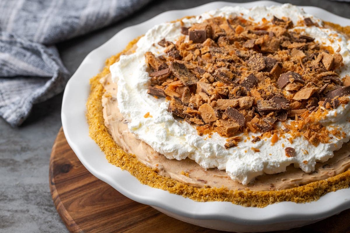 Butterfinger Pie