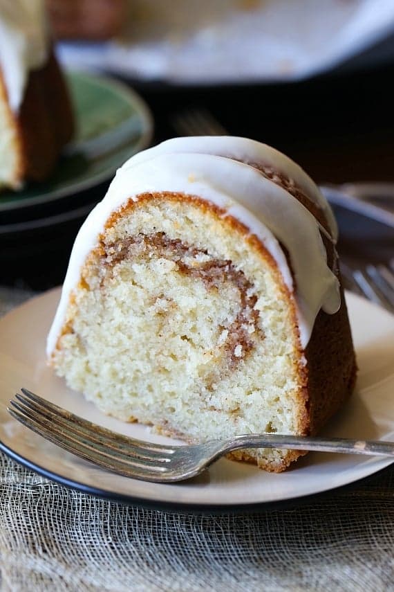 Cinnamon Roll Pound Cake
