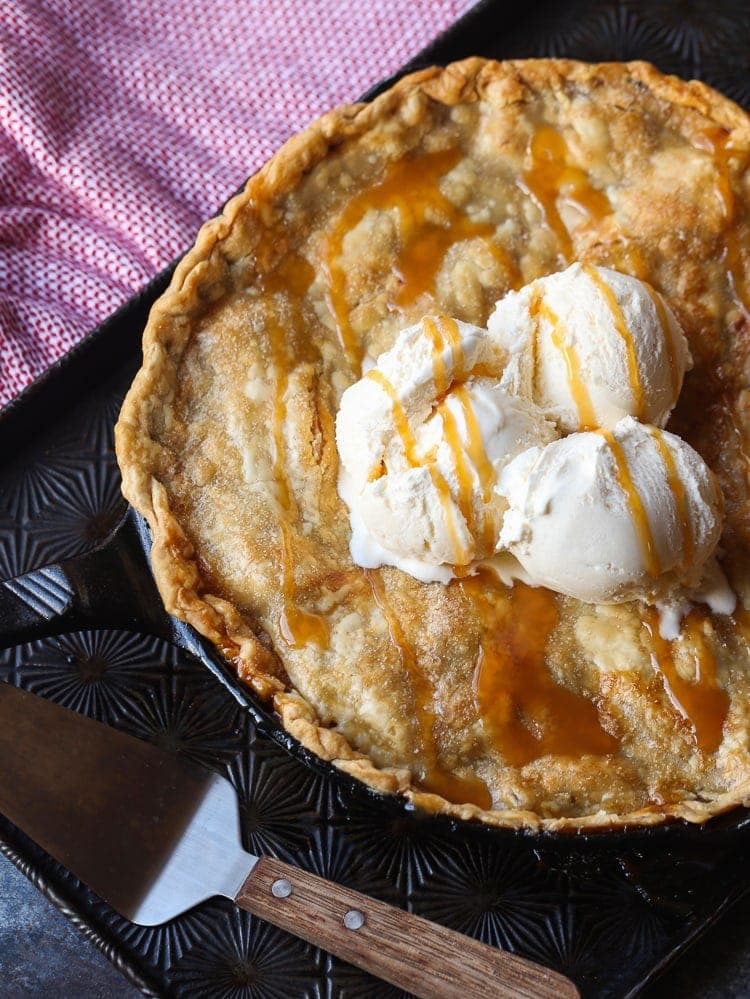 Easy Skillet Apple Pie Recipe