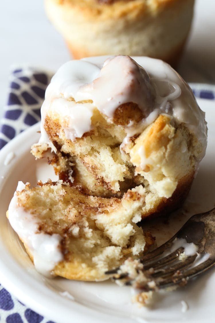 No Yeast Cinnamon Roll Muffins