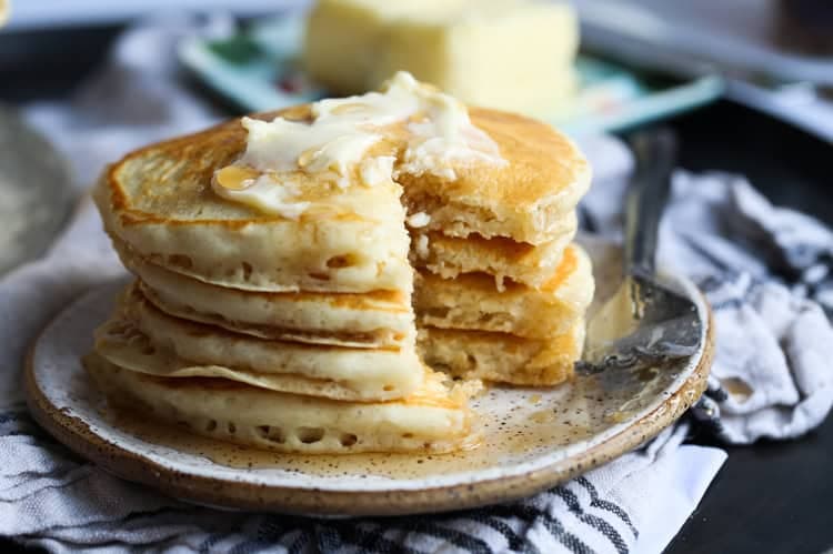Fluffy Buttermilk Pancakes