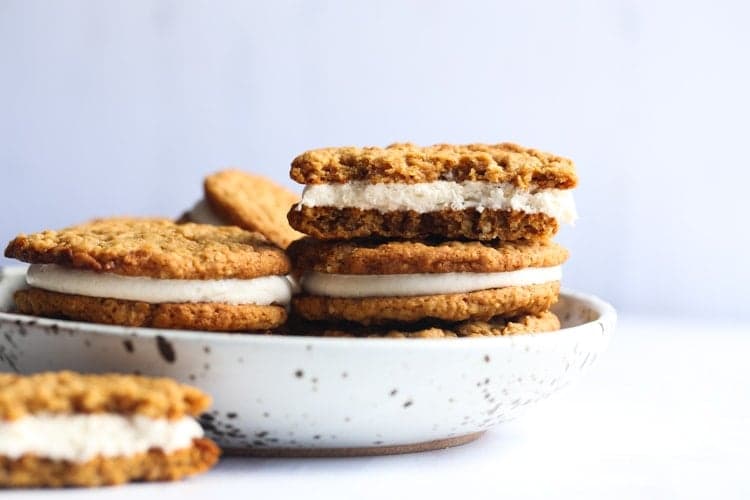 Homemade Oatmeal Cream Pies