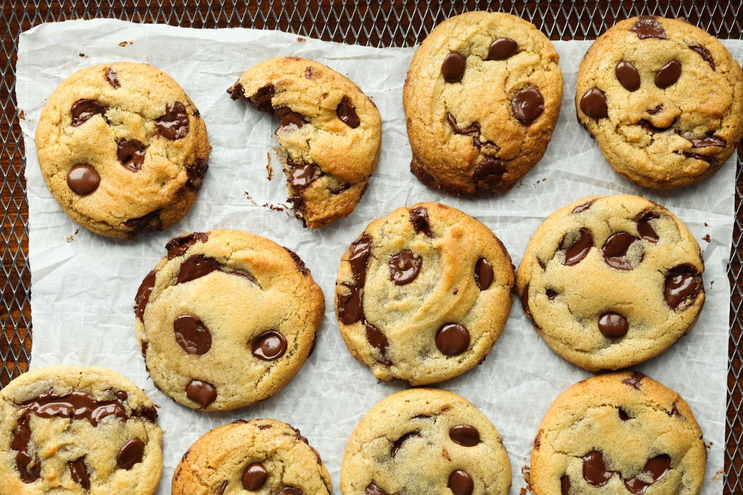 Air Fryer Chocolate Chip Cookies