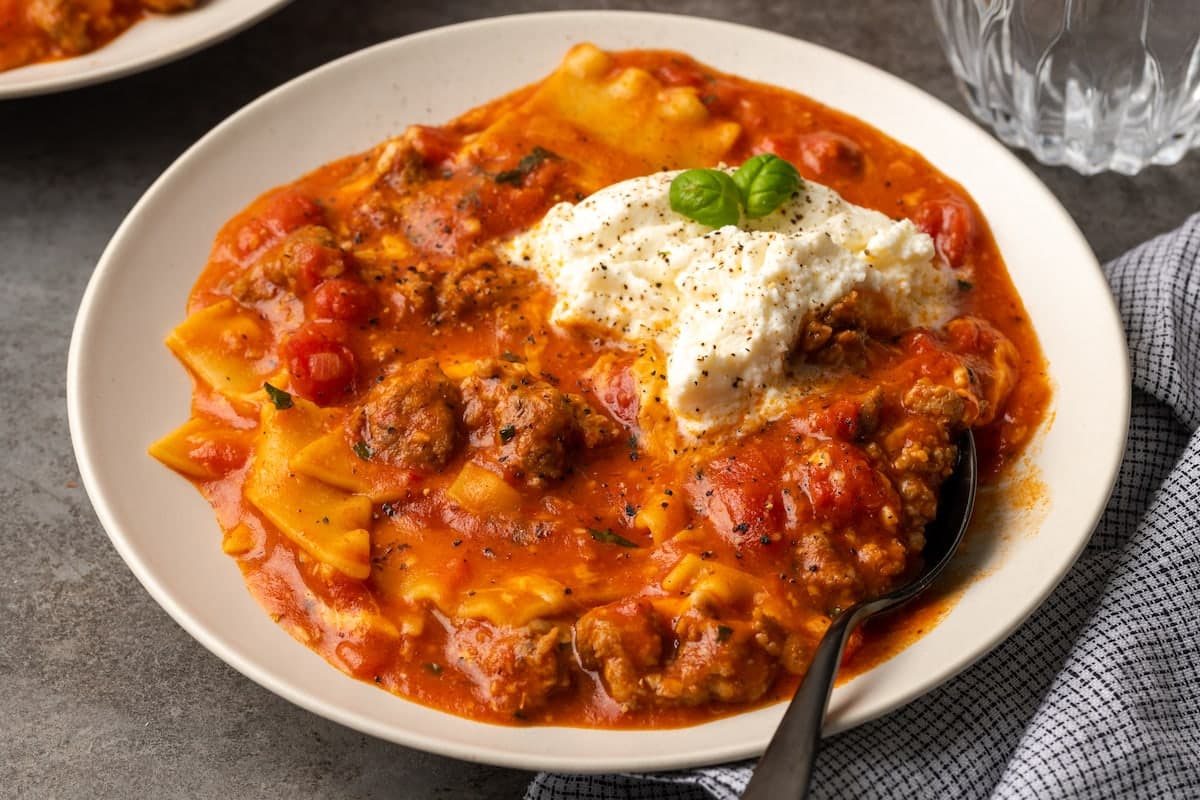 One Pot Lasagna Soup