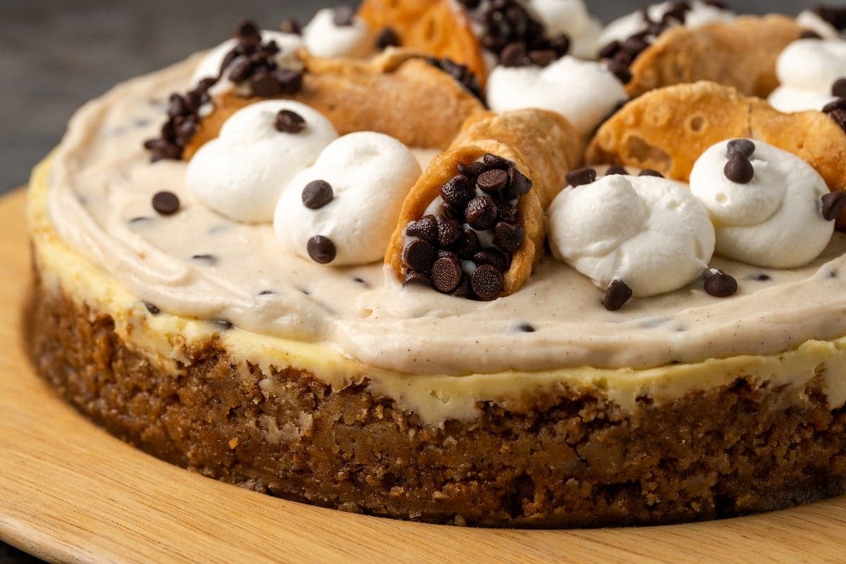 Cannoli Cheesecake