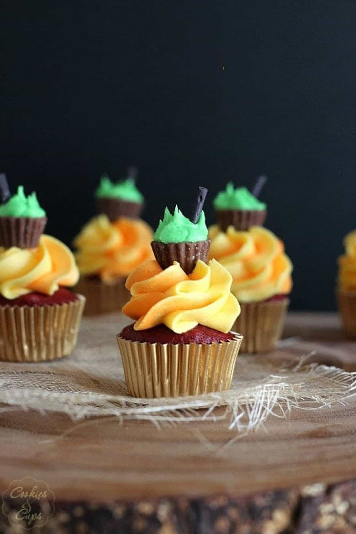 Halloween Cauldron Cupcakes