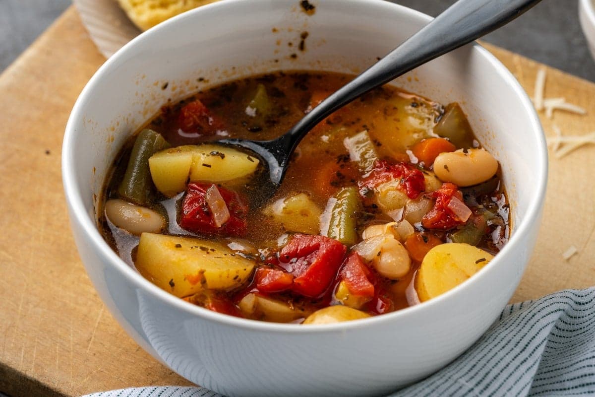 Instant Pot Vegetable Soup