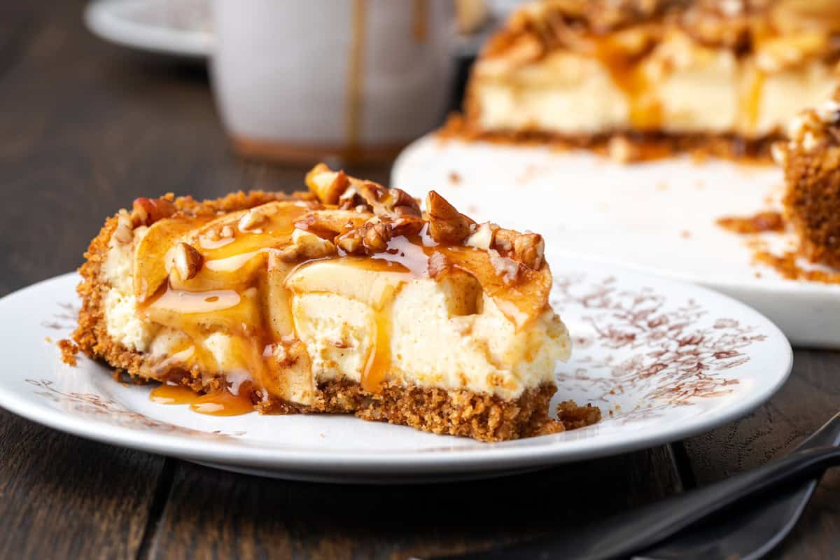 Apple Cheesecake