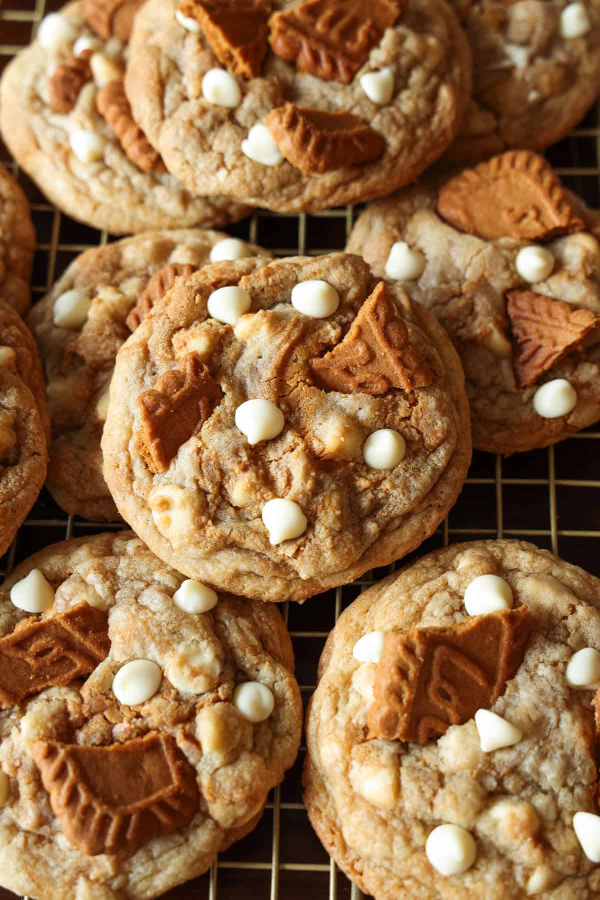 Gooey Stuffed Biscoff Cookies