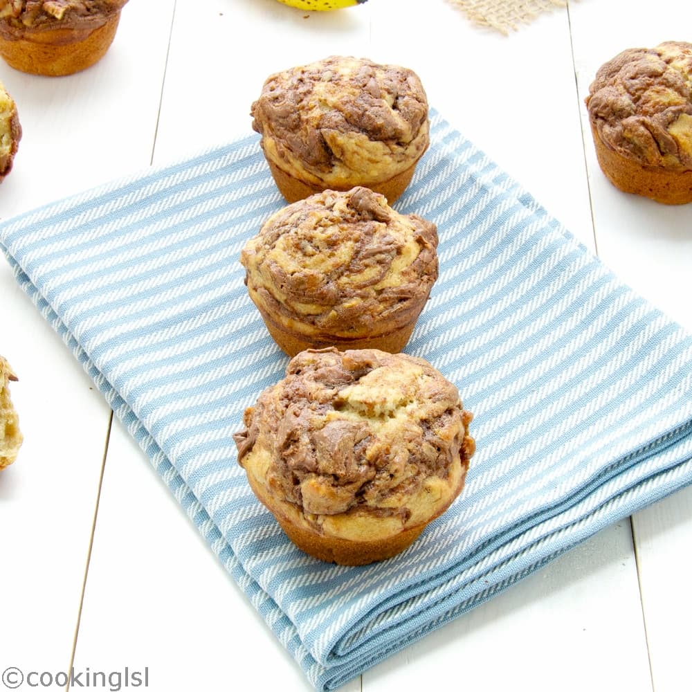 Nutella Swirl Banana Muffins With Pecans