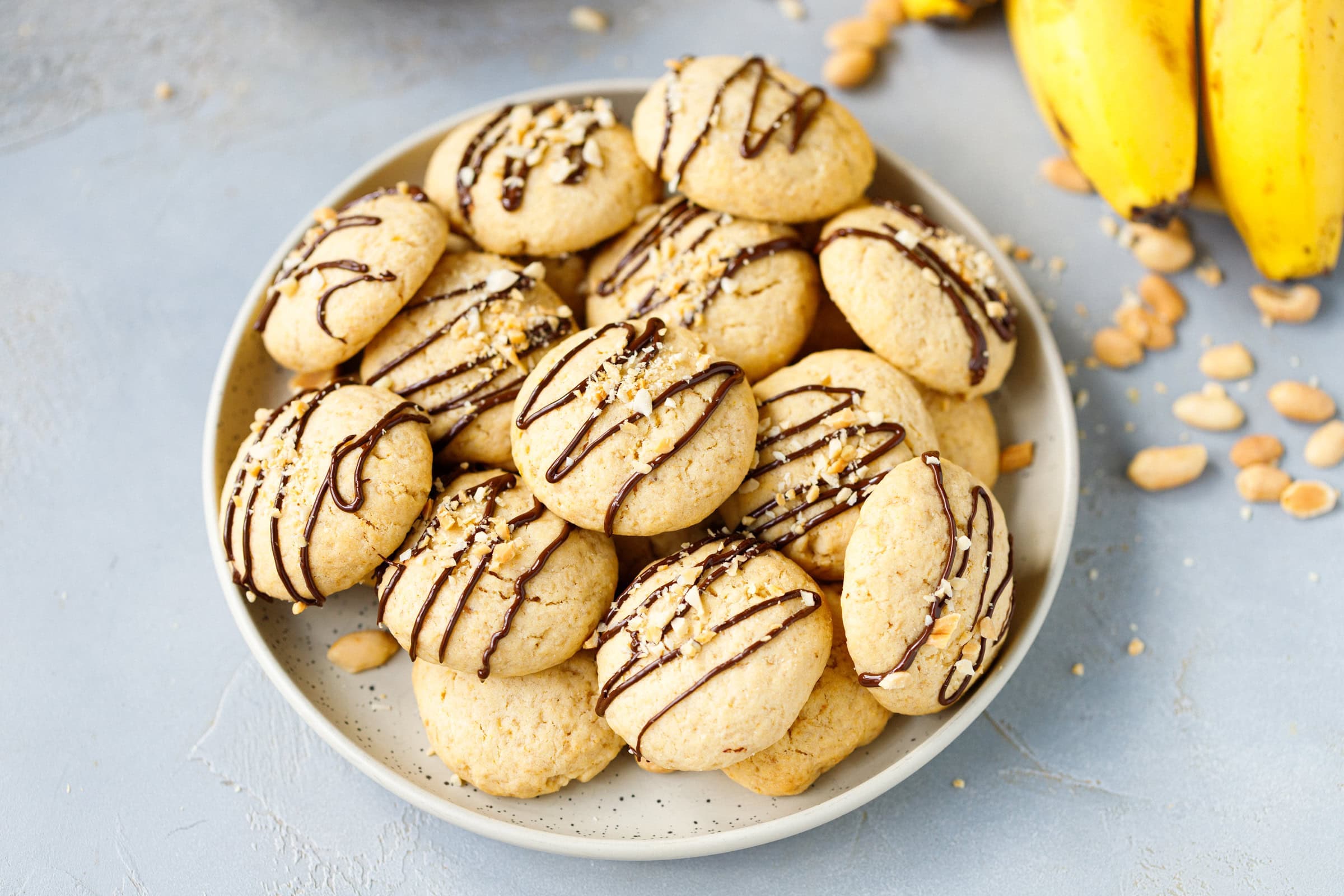 Peanut Butter Banana Cookies with Chocolate Drizzle