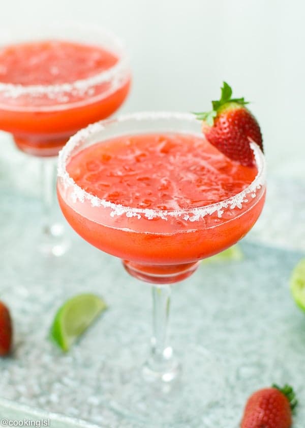 Easy Fresh Strawberry Margarita