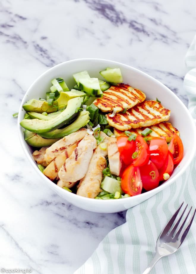 AD Salad With Grilled Chicken And Halloumi
