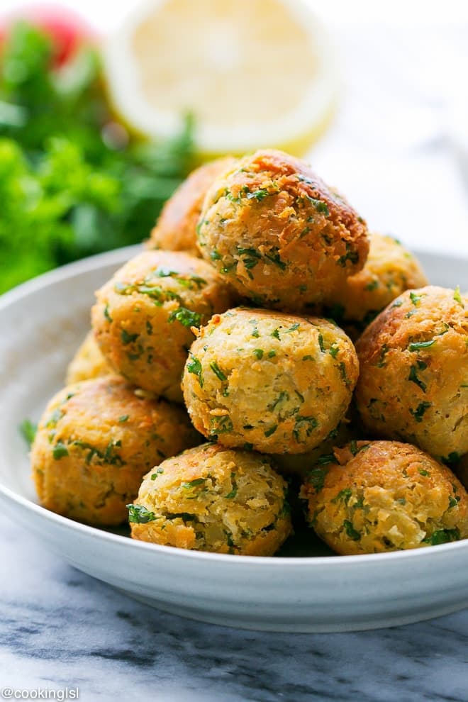 Easy Homemade Falafel