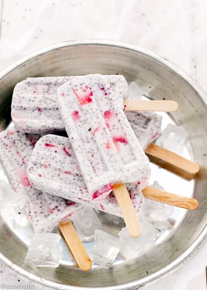 STRAWBERRY CHIA COCONUT POPSICLES
