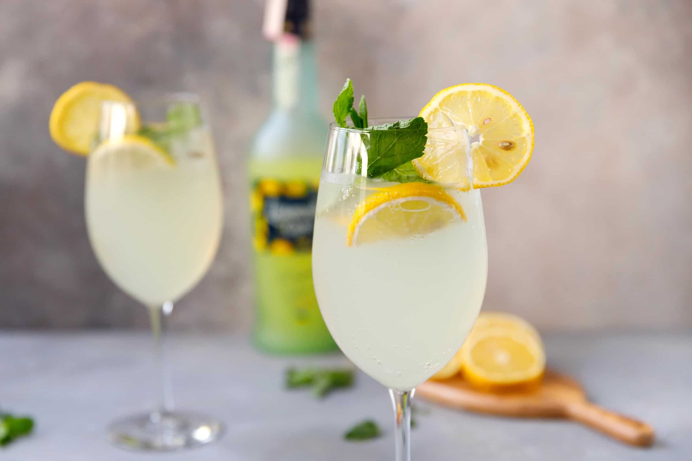 Limoncello Spritz