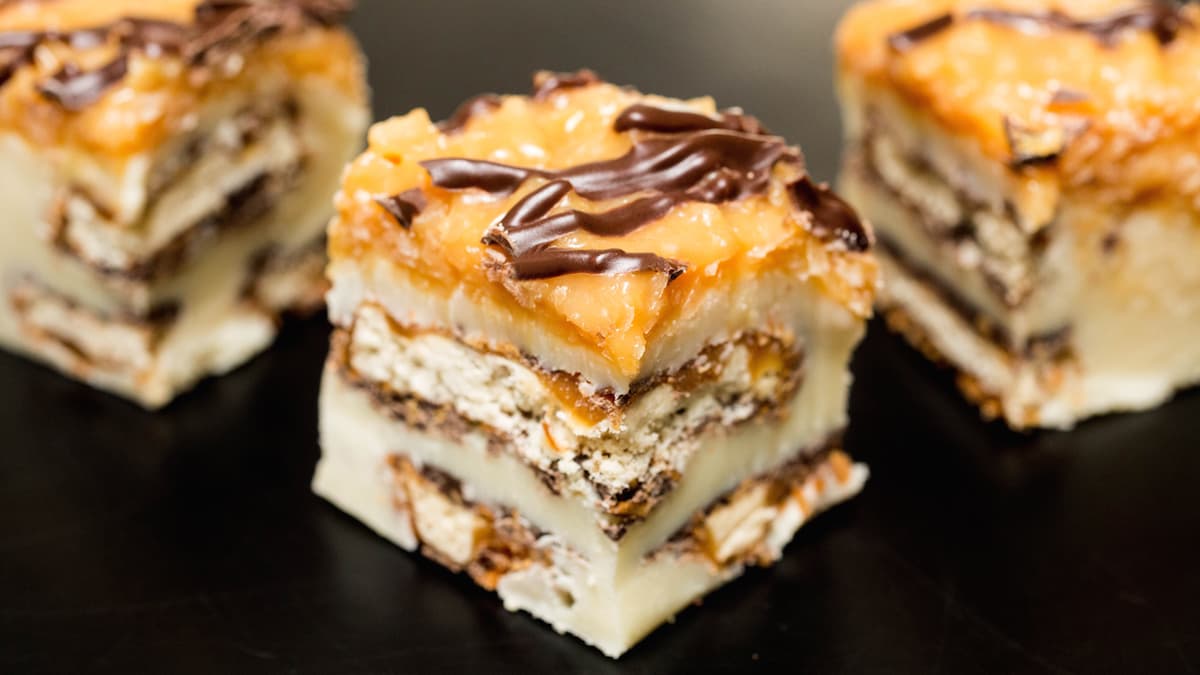 Samoa Girl Scout Cookie Fudge Recipe