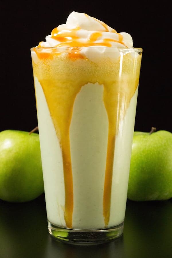 Copycat Disney Caramel Apple Smoothie