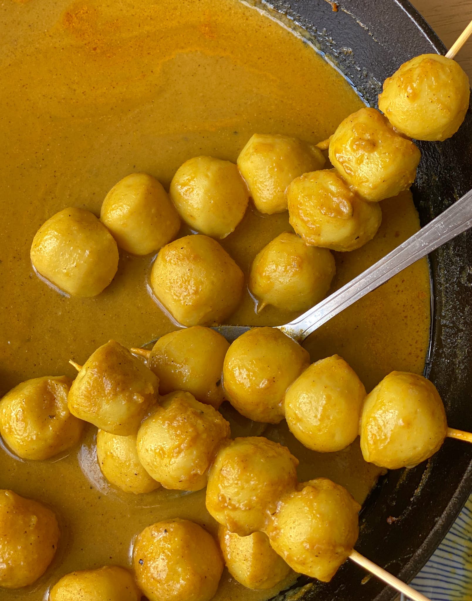 Hong Kong Curry Fish Balls