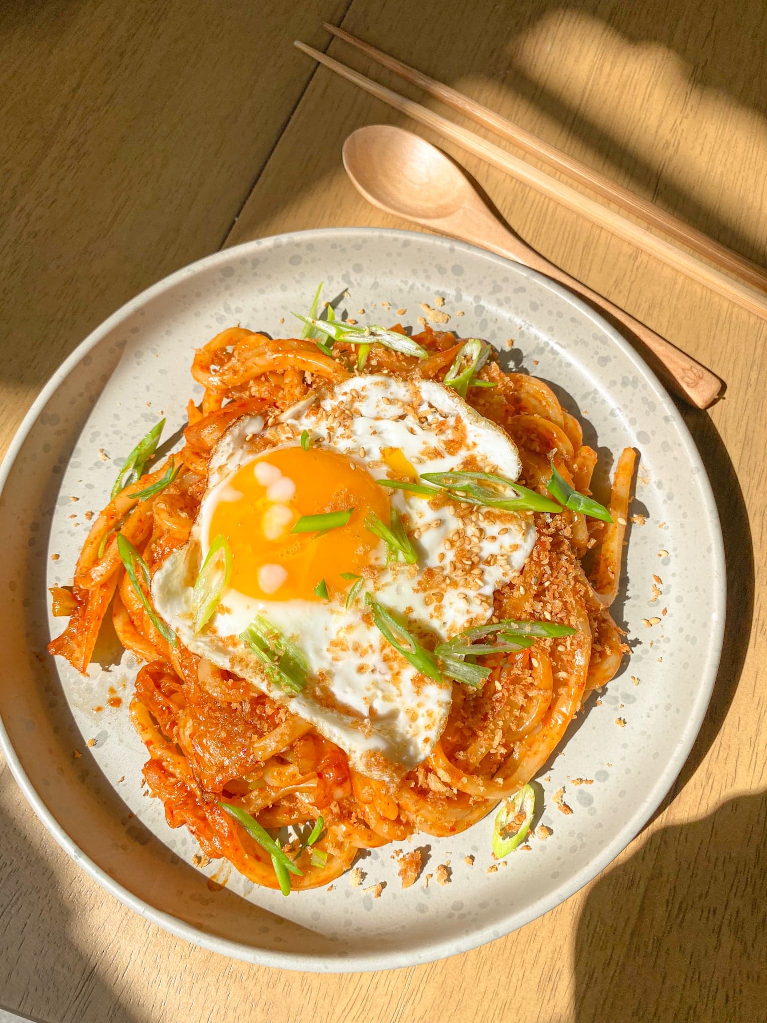 Kimchi Udon Noodles (Just 15 Minutes!)