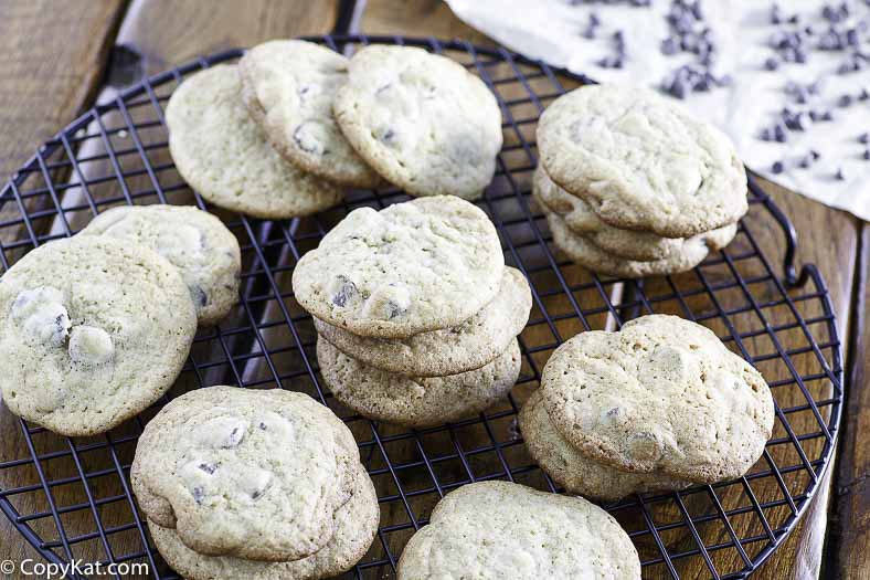 Mrs. Fields Blue Ribbon Chocolate Chip Cookies