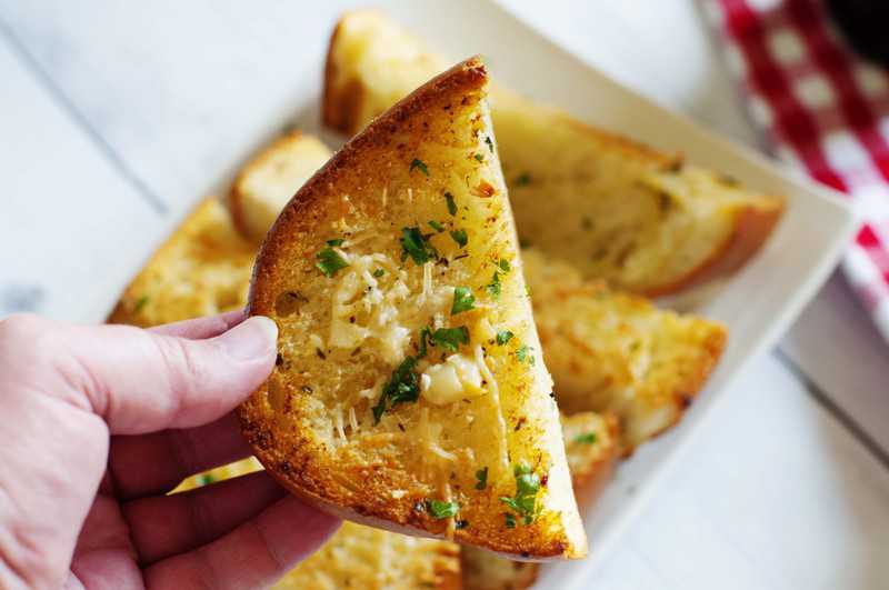 Parmesan Cheese Garlic Bread