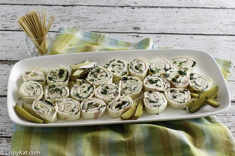 Ham and Cheese Tortilla Pinwheels (Easy Appetizer)