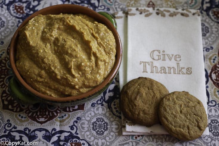 Sharon's Pumpkin Dip with Ginger Snaps
