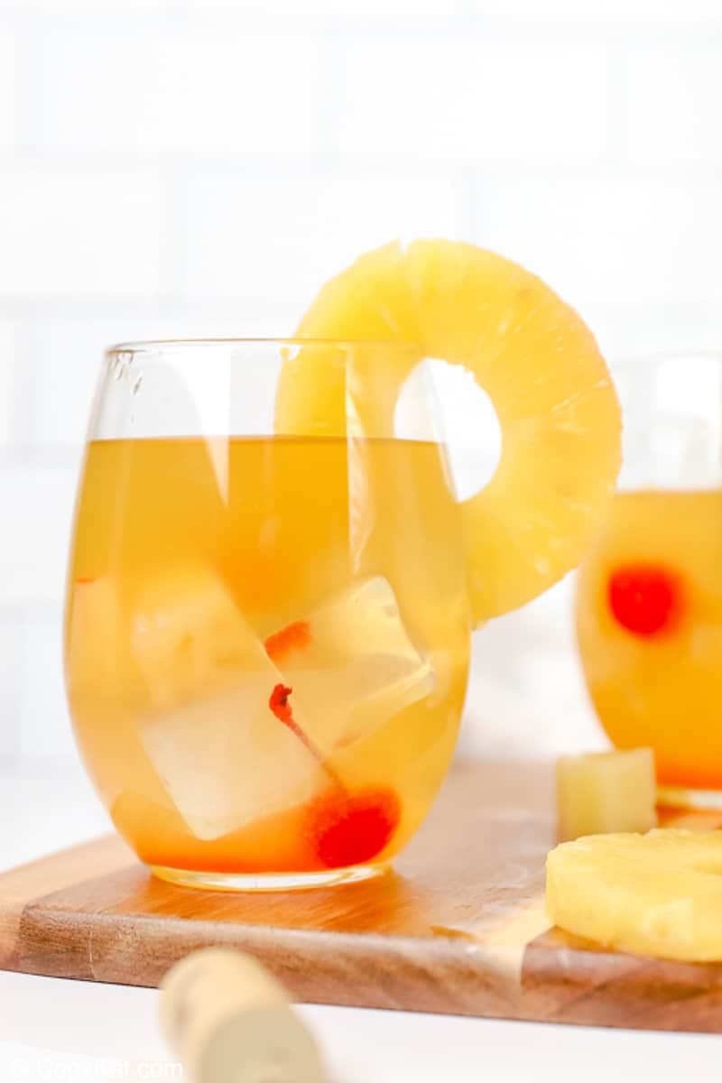 Tropical Pineapple White Wine Sangria