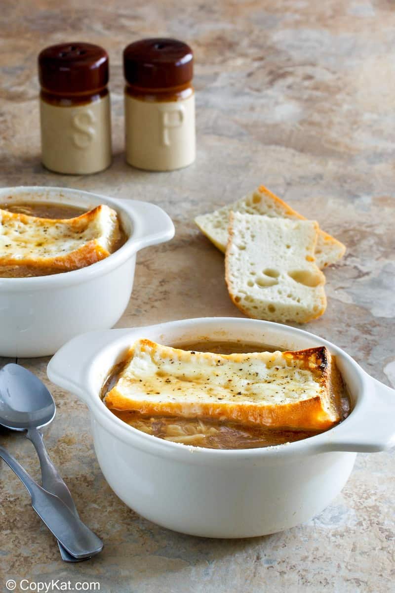 Applebee's French Onion Soup Easy Copycat Recipe