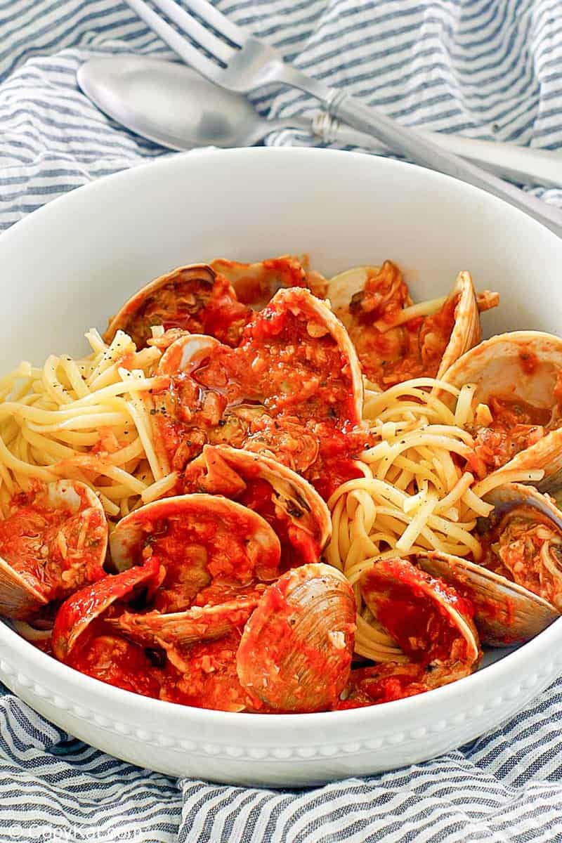 Linguine with Red Clam Sauce