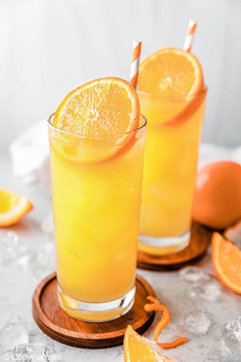 Classic Fuzzy Navel Cocktail