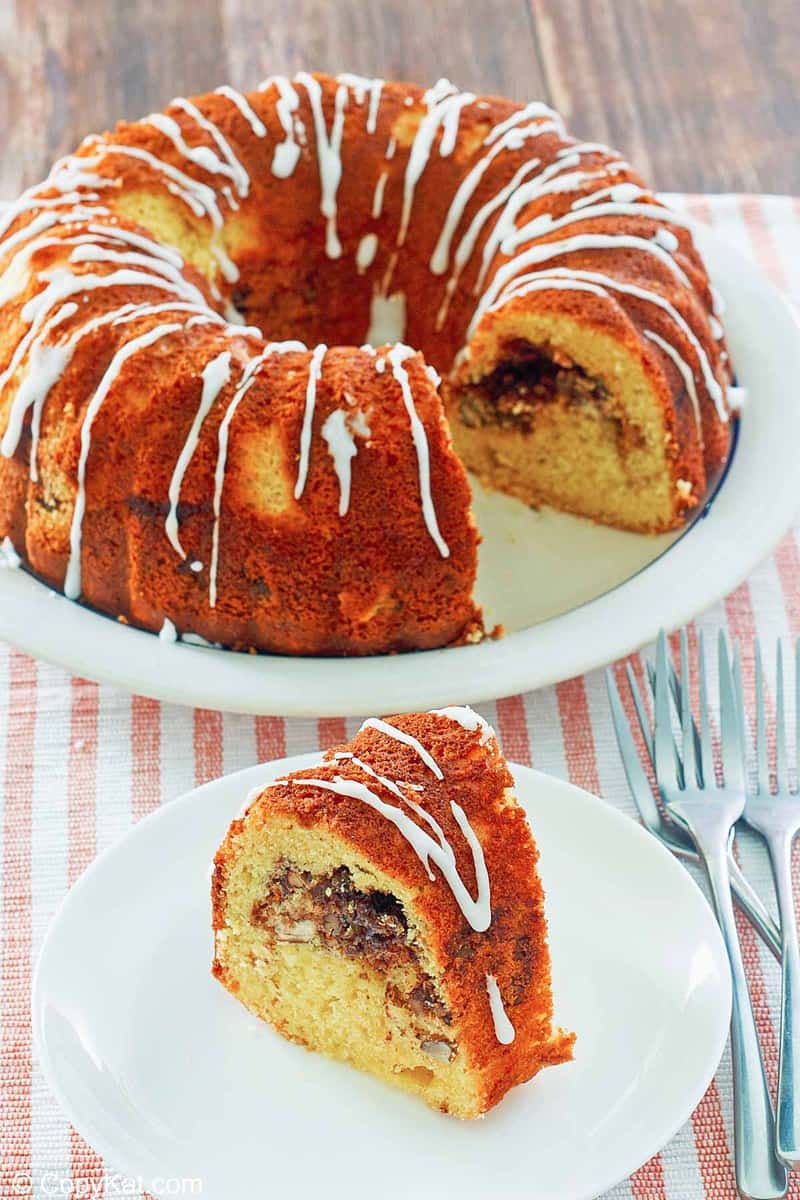 Sock It To Me Cake | Moist Duncan Hines Cinnamon Pecan Cake