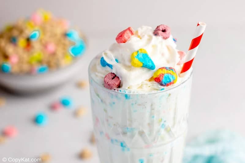 Lucky Charms Milkshake - Burger King Copycat Recipe