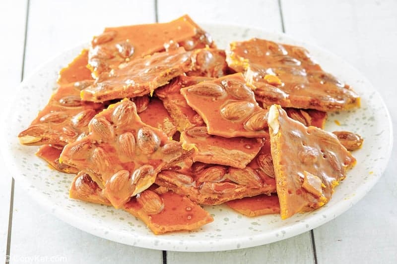 Easy Homemade Almond Brittle