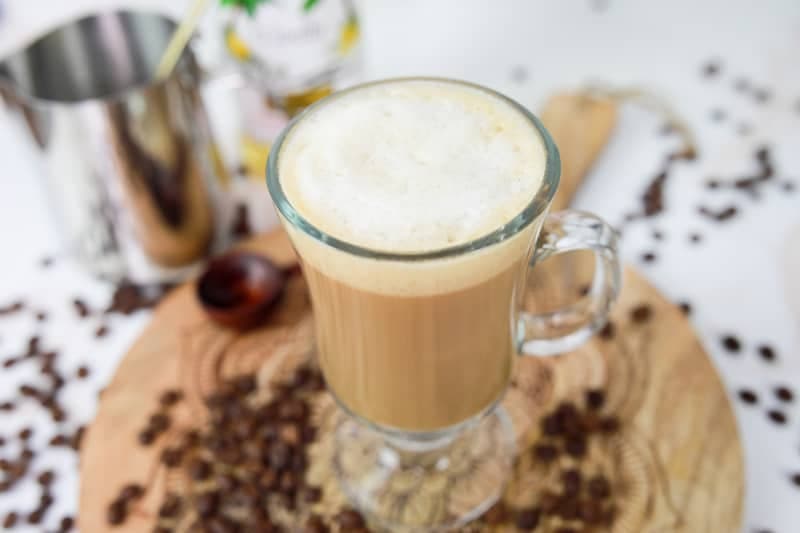 Homemade Starbucks Vanilla Latte