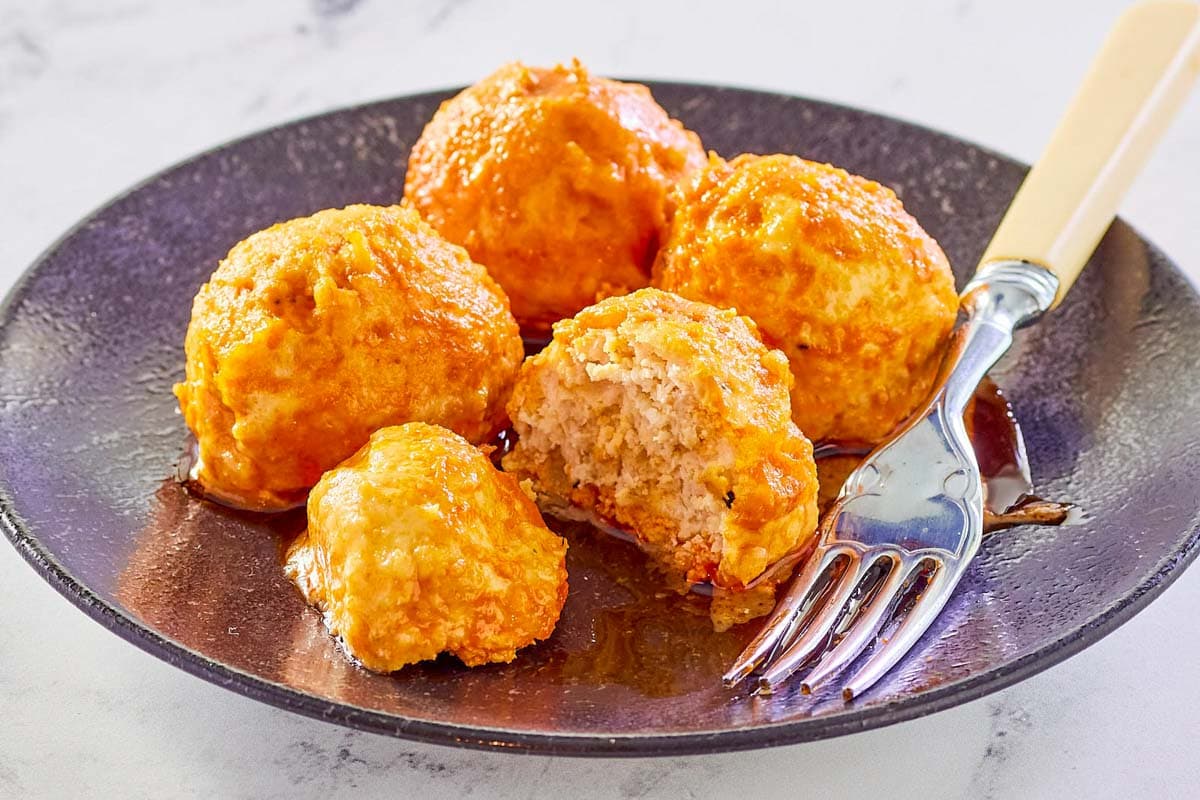 Buffalo Chicken Meatballs: Spicy, Tender & Perfect for Parties