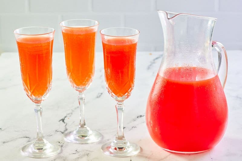 Easy Strawberry Mimosa - No Blender needed!