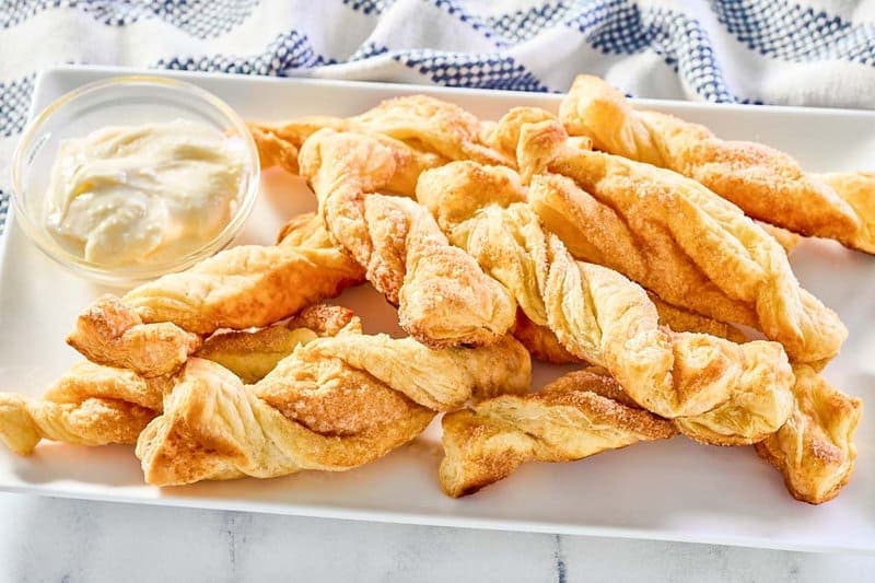 Copycat Cinnabon Cinnamon Sticks - Easy Homemade